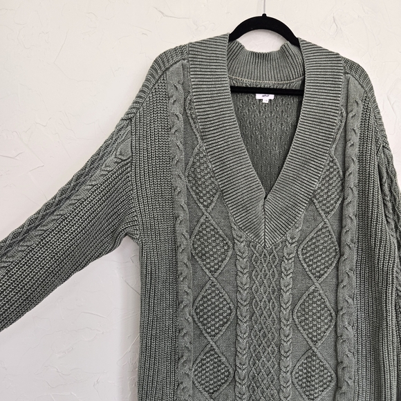 Aerie Oversized Cableknit V Neck Green Sweater, L - Picture 5 of 11